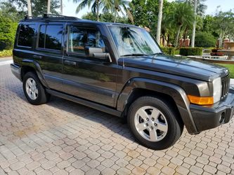 2006 Jeep Commander easy to finance 3rd row seating!