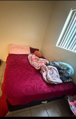 Queen bed