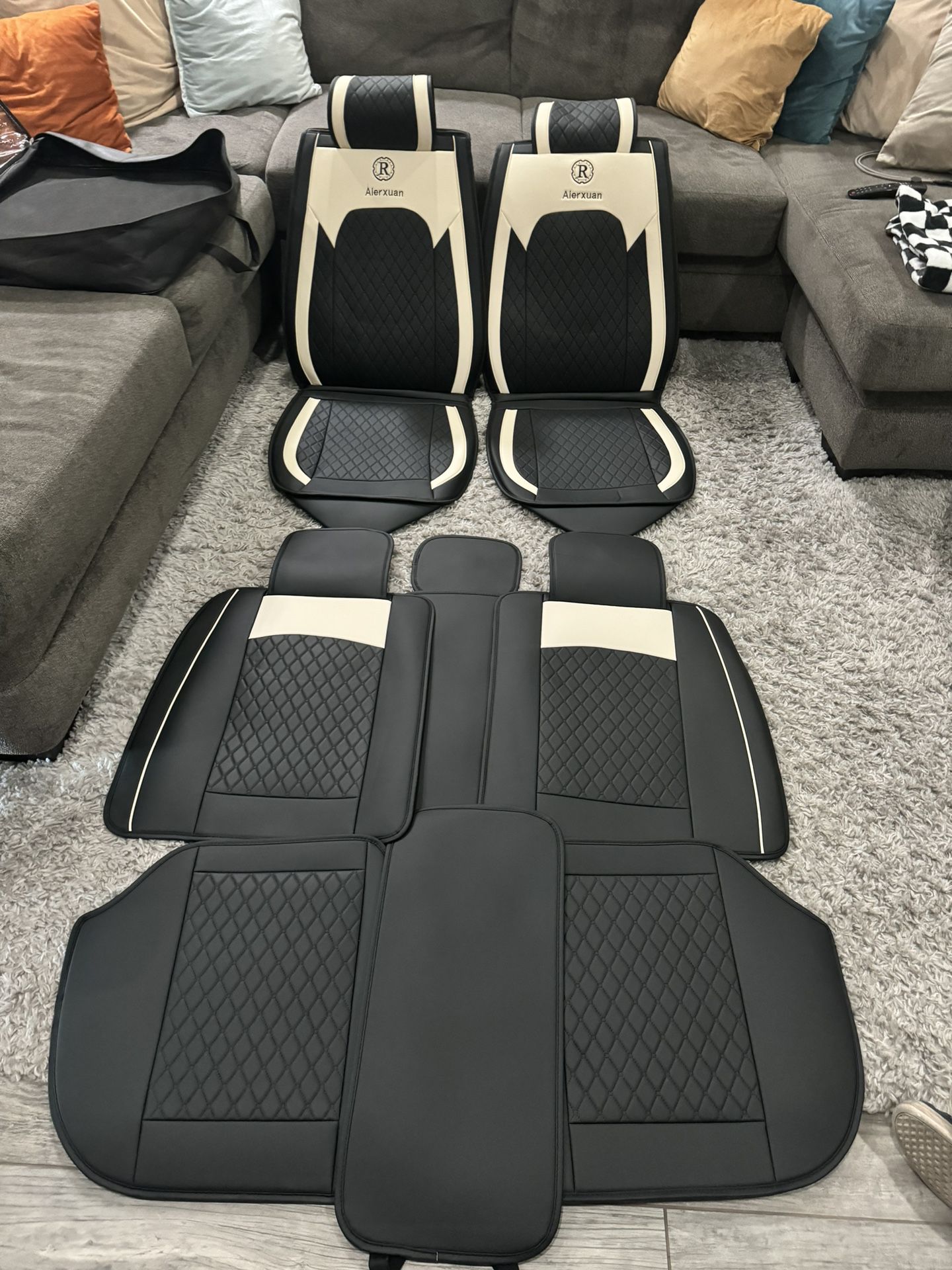 New Full Set Car Seat Covers For Trucks/ Sedans/suvs (universal)