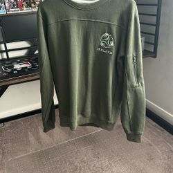 Adult Small Ireland Long Sleeve shirt. 