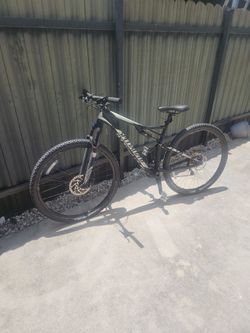 size large specialized epic 29 in mountain bike needs tlc