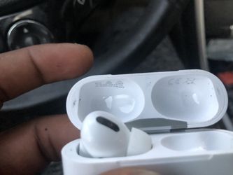 Airpod pro missing one earpiece 120$ OBO