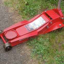 SNAP ON 2 TON FLOOR JACK.