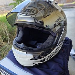 Arai Quantum-X Helmet - XL