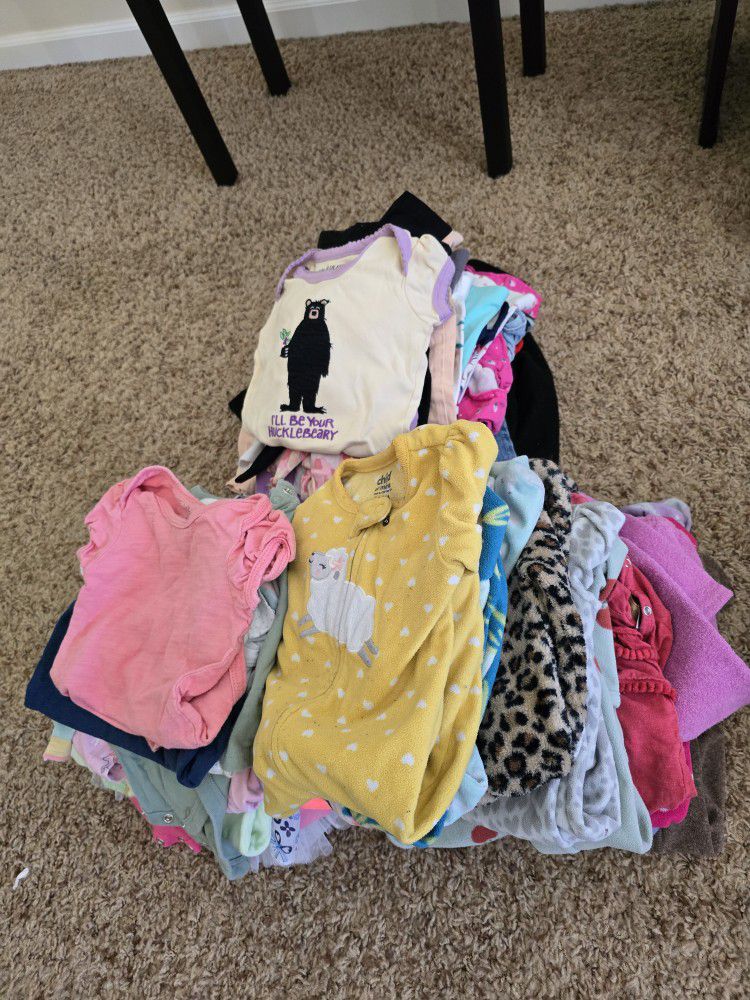 Baby Girl 6-9 And 6-12 Month Sizes