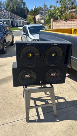 Subwoofers in Box