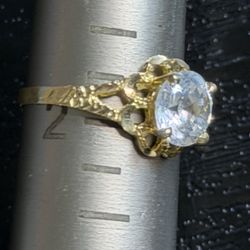 14K Gold Ring & Matching Earrings – Child / Petite Size 2 .  2.2 G