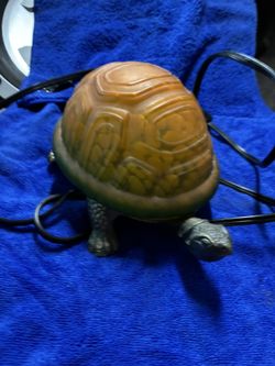 Tiffany Style Amber Turtle Lamp