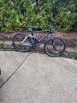 Mountain Bike Ellsworth Truth 