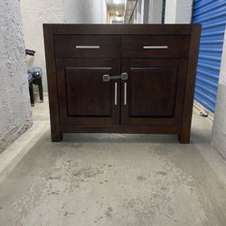 Cabinet with Glass Accent , Storage Cabinet 