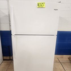 Whirlpool refrigerator 