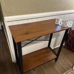 Sturdy Metal & Wood Table – Perfect for Fish Tank or Entryway