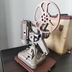 Keystone Regal K109 8mm Projector