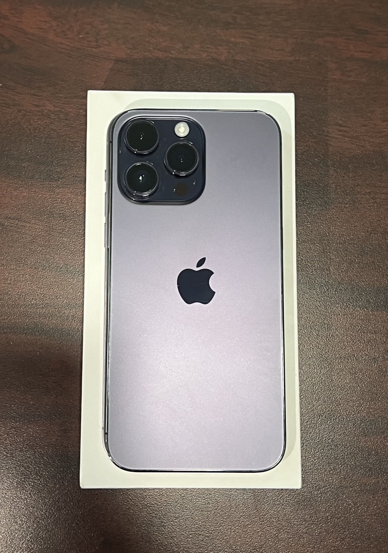 美品　【箱付】iPhone14ProMax 256GB Refurbished iPhone 14 Pro Max 256GB - Silver (Unlocked) - Apple