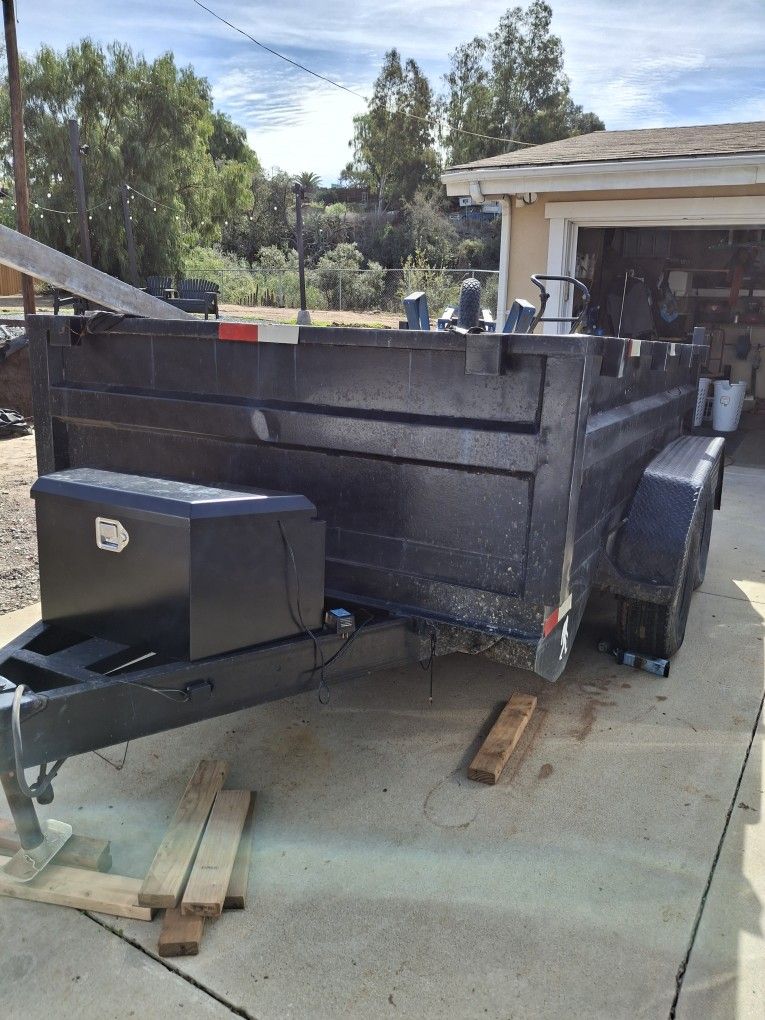 Dump Trailer