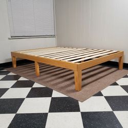 Full size bed frame - can DELIVER almost anywhere for $20 extra - gently used and in very good condition 😍