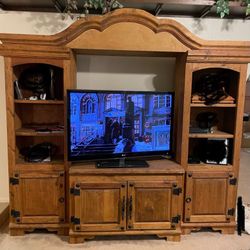 Wood entertainment Center