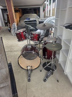 Set of drums
