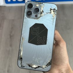 Backglass Repairs for iPhone – Quick & Clean
