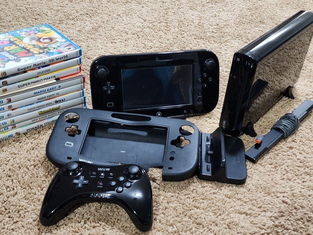 Wii U Console with Games 
