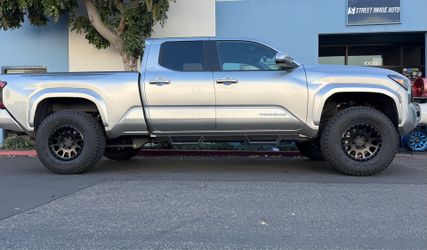 4th gen Toyota Tacoma Bilstein 5100 Lift with Eibach Rear lift coil. Installed $1265