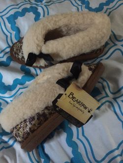 New BEARPAW Girls' Nicole Slippers size 3