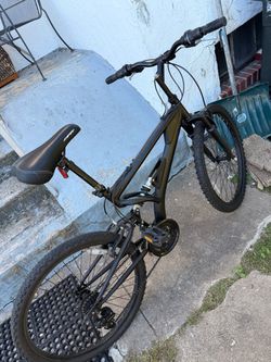 Black Mountain Bike Full Suspension