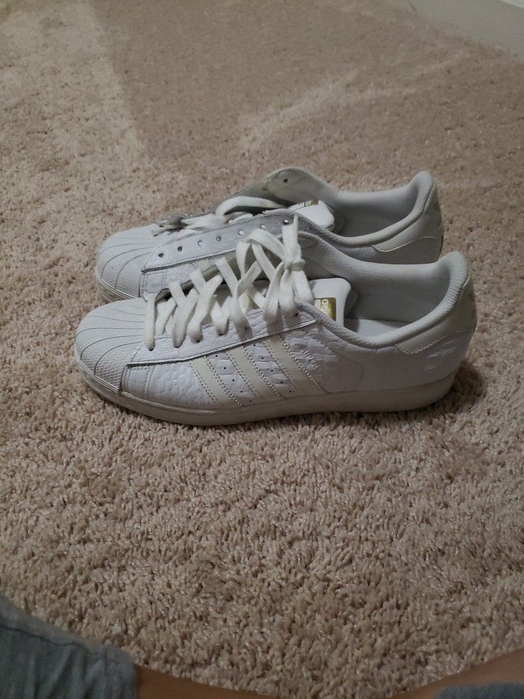 Men's Adidas Superstar Shoes Size 11