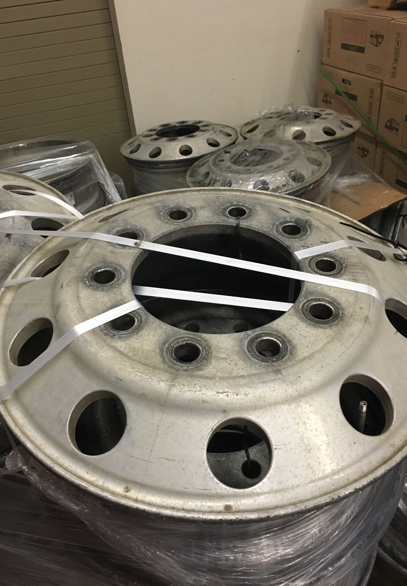 Alcoa aluminum wheels used 22.5