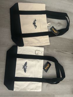 Spirit Halloween tote bags