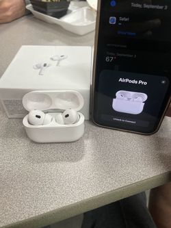 Apple AirPods Pro 2 with USB-C Charging case(white)