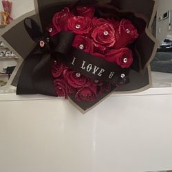 Red Roses Bouquet 