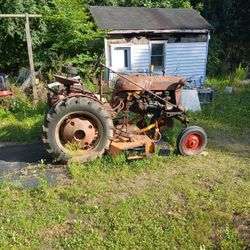 Farm All Cub Tractor 