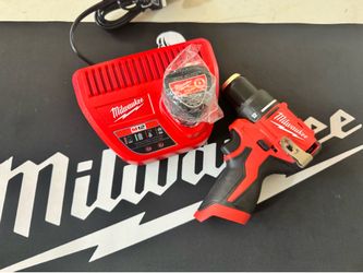Milwaukee m12 subcompact drill driver combo