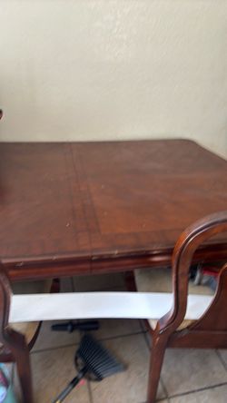 Dinette table with chairs