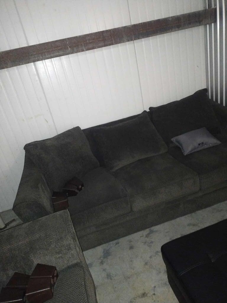 Couch N Loveseat