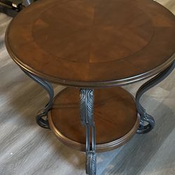 Side Tables 