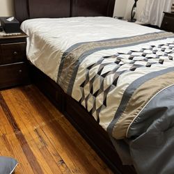Queens Bedroom Set Solid Wood