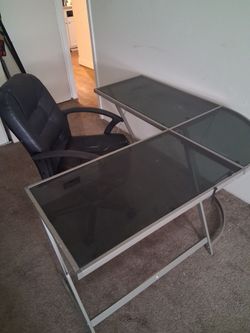 Gaming desk n chair