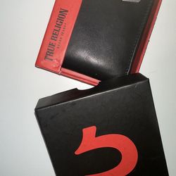True Religion Wallet With Box