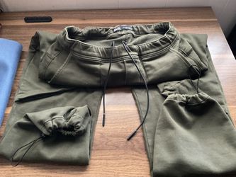 Zara Cargo Pants (Small) Stretch Waits, And Ankles for Sale in Vista, CA -  OfferUp