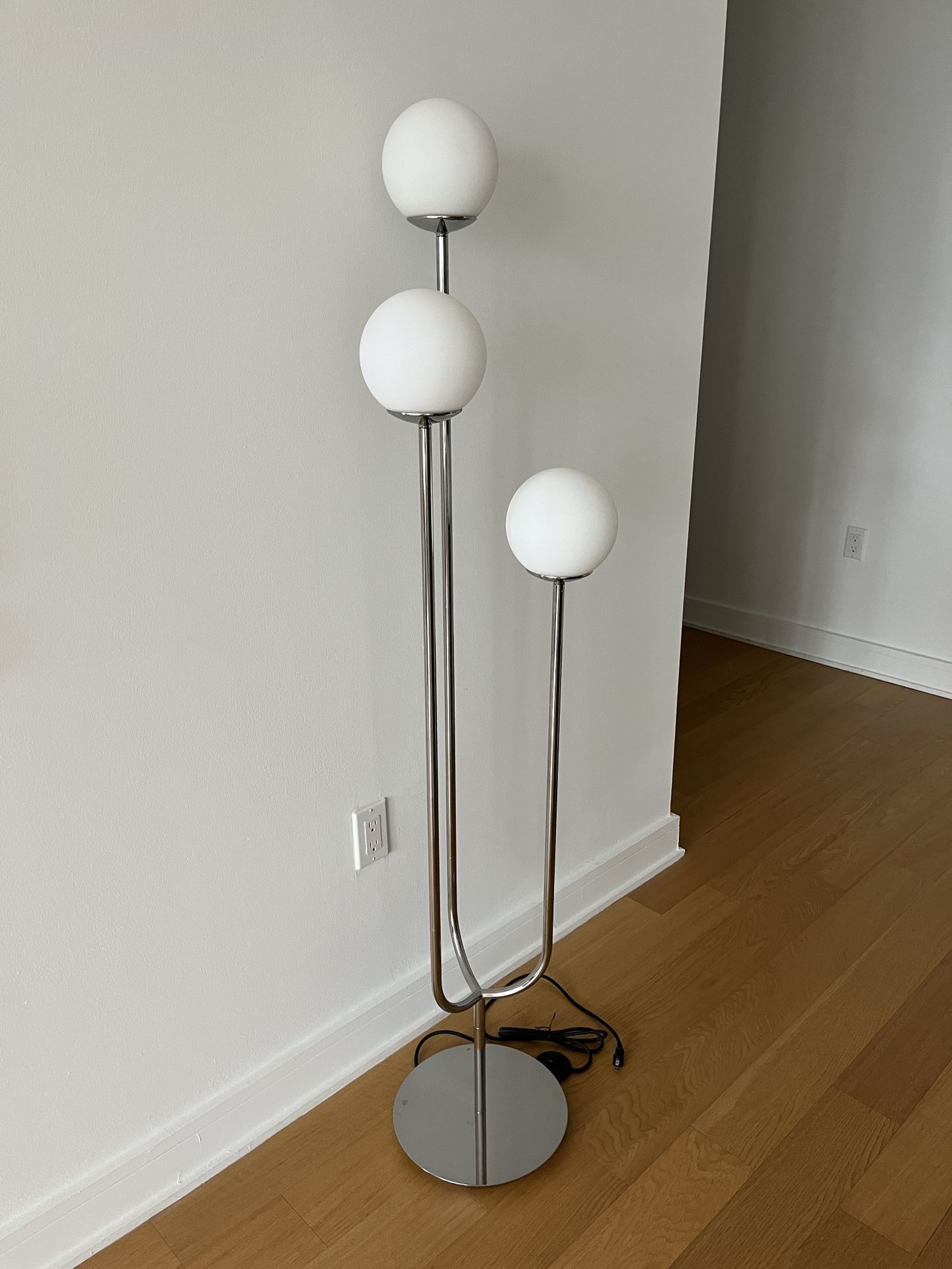 Ikea Simrishamn Floor Lamp for Sale in New York, NY - OfferUp
