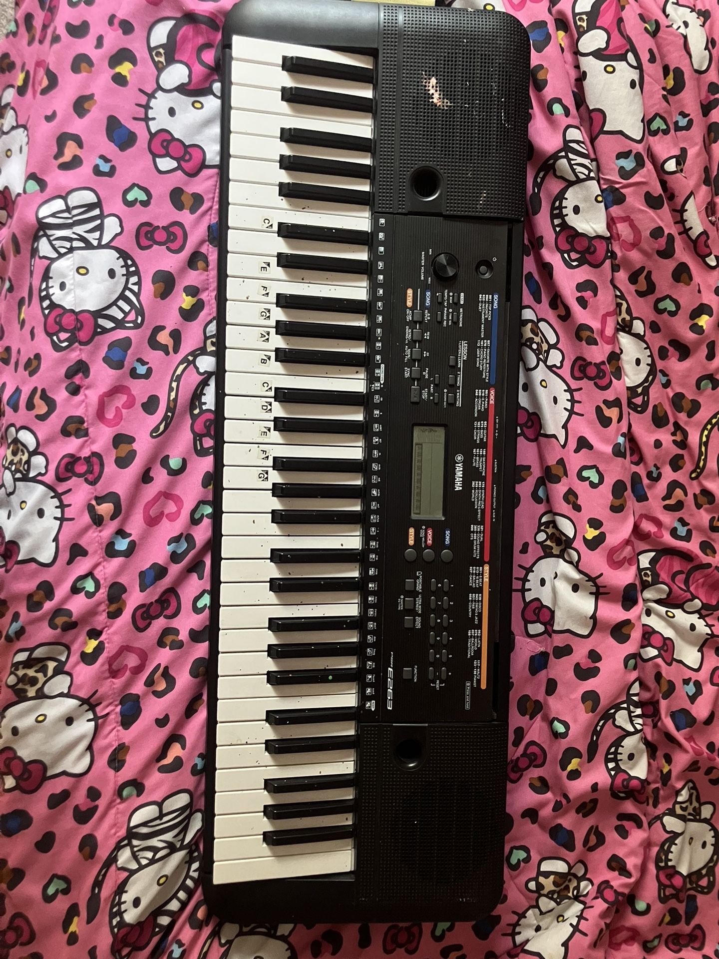 Yamaha electric keyboard