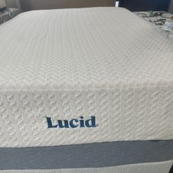 Full-Size  Mattress And Box Spring Set 