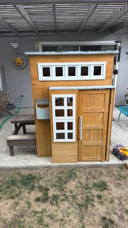 kidcraft outdoor wooden playhouse