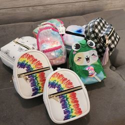 Small Purse With Key Chain Many Differet Types