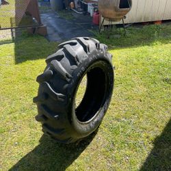 Farm Tractor Tire 
