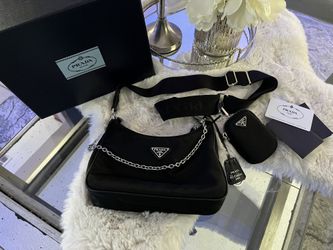 Prada Re-Edition 2005 