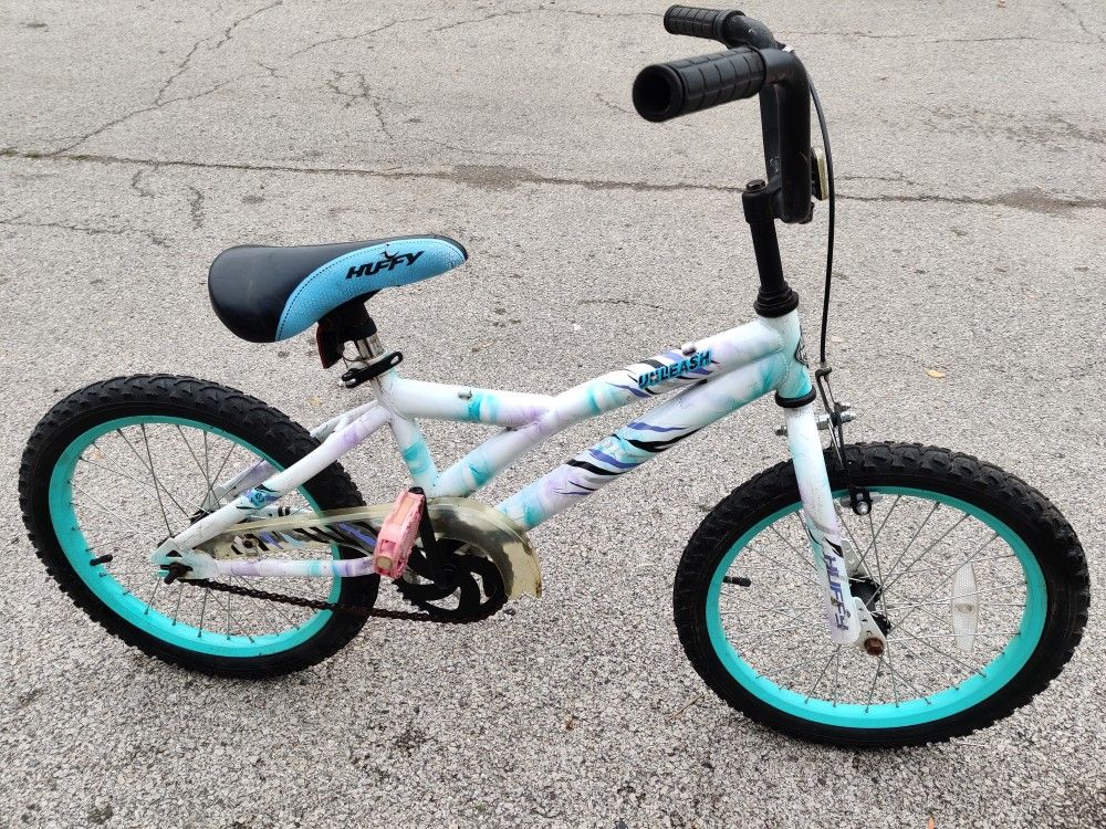 Huffy Unleash 18 Inch