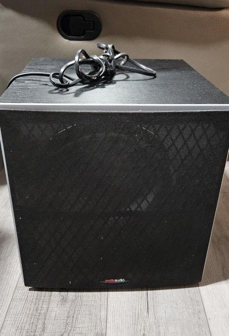 POLK Audio Subwoolfer Speaker